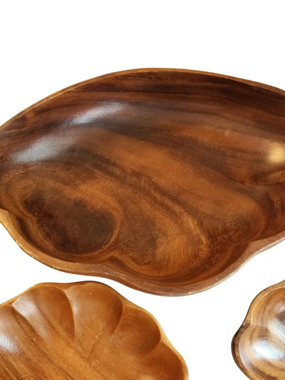 VTG Alii Monkey Pod Woods Honolulu 8 Small Salad Bowl Hawaii scallop shaped